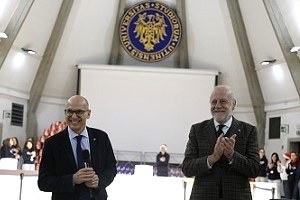 Festività natalizie, gli auguri del rettore Festività natalizie, gli auguri del rettore
